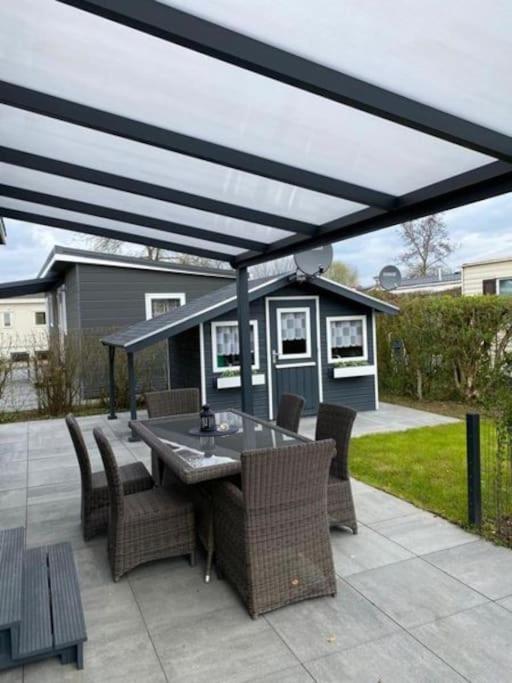 Luxus Chalet Im Schoenen Recratiepark De Veerstal Rheden Εξωτερικό φωτογραφία